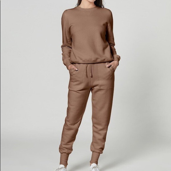 Equipment Julien Sweatshirt & Vida Jogger set - Picture 1 of 10